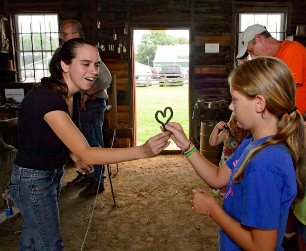 Frying-Pan-Blacksmith-2