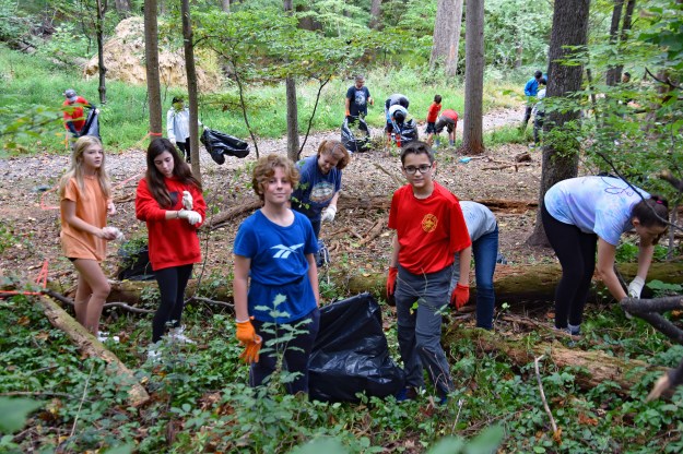 Scout Invasive Project Along Difficult Run 1